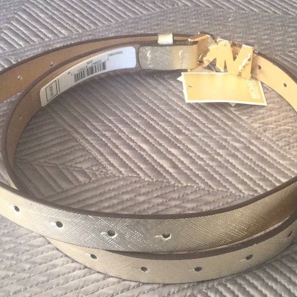 Michael Kors medium gold (champagne) belt for women - Picture 3 of 6